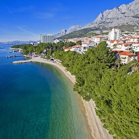 Apartment Beach Apartments Makarska