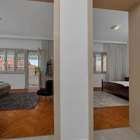 Апартаменти Beach Apartments Макарська