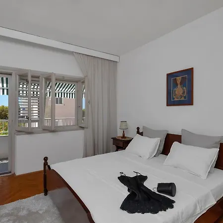 Beach Apartments Апартаменти *