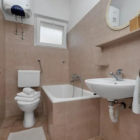 Апартаменти Beach Apartments Макарська