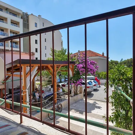 Апартаменти Beach Apartments *