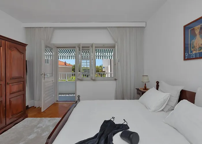 Beach Apartments * Makarska