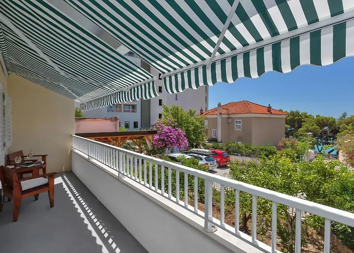 Beach Apartments * Makarska